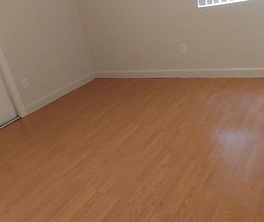 2nd image of 3217 Long Beach Ave