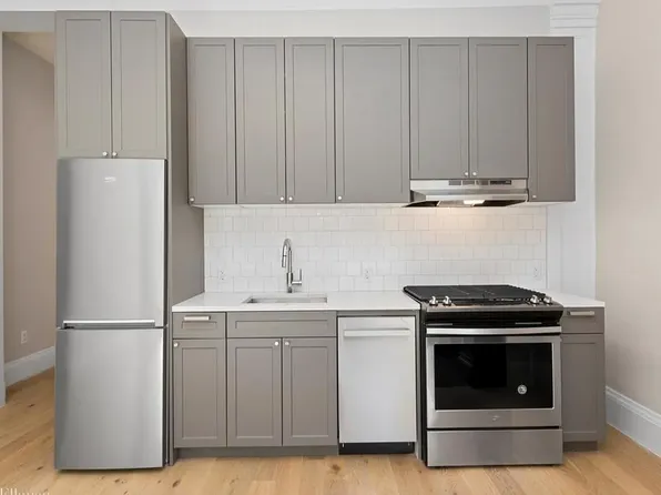 268 Henry Street image 1 of 6