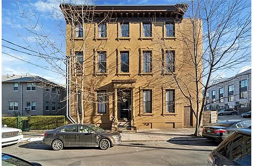 709 N Franklin St #303 Photo 1