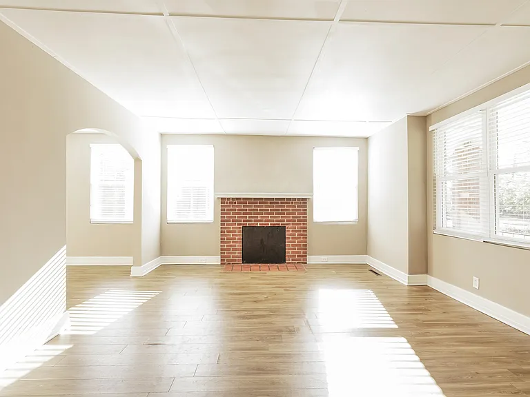 2169 Telfair St — Photo 3