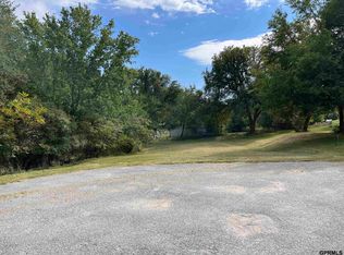 2709 Byron Rd, Plattsmouth, NE 68048