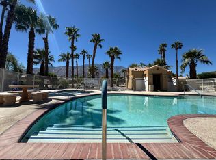 647 Poppy St, Palm Springs, CA 92262