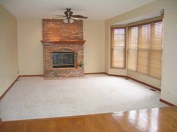 3rd image of 1307 Meadow Ln