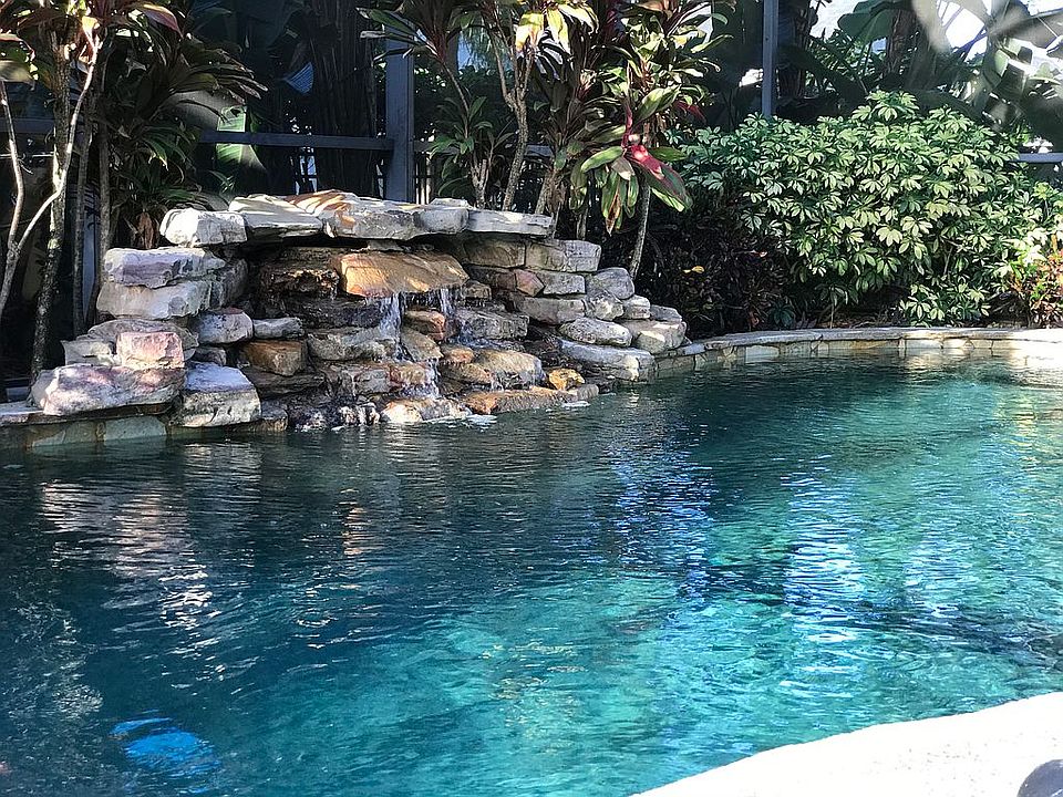 2nd image of 408 Courtlea Creek Dr