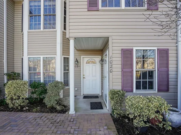 1021 Madeira Boulevard #L, Melville, NY 11747