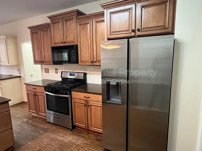 7115 Red Fox Ln — Photo 11