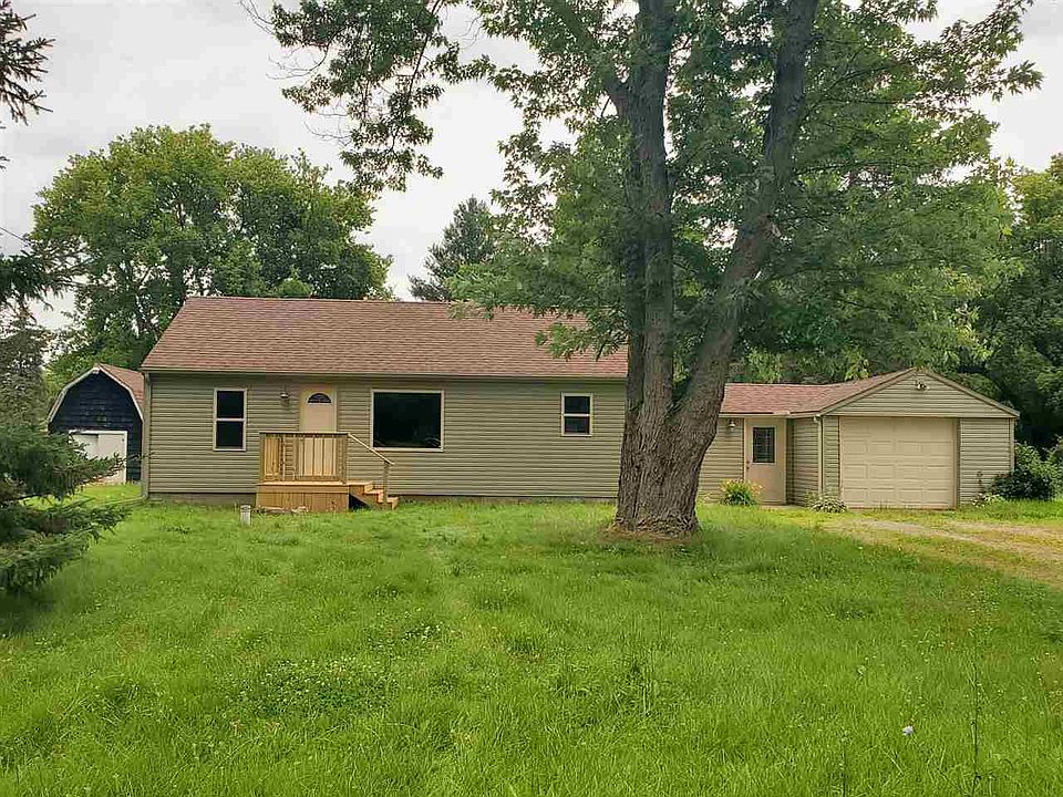 1st image of 13058 Farr Dr