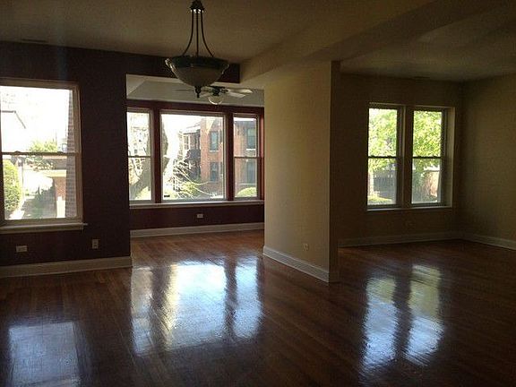 2nd image of 6736 S Crandon Ave APT 1