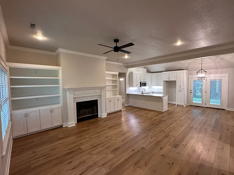 2137 E Stanwyk Dr — Photo 5