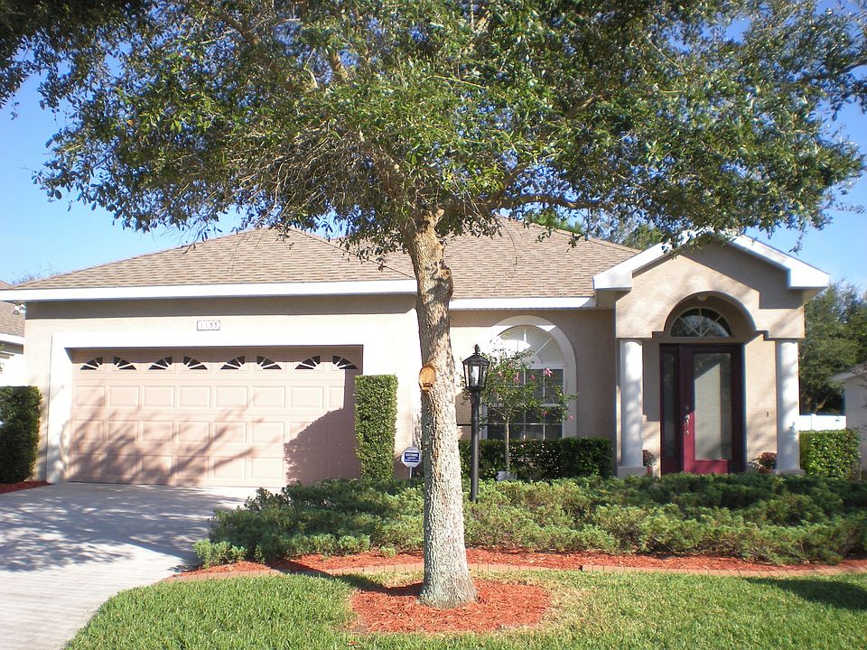 Fabulous curb appeal with mature landscaping!