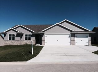 3587 Satellite Dr, Green Bay, WI 54311