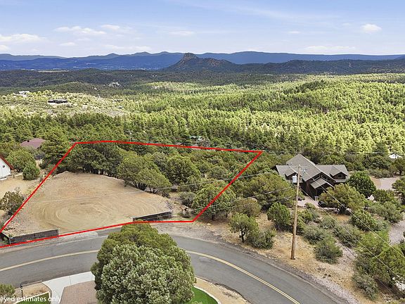 3rd image of 1309 N SKYLINE Drive #4