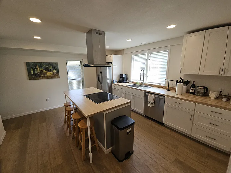 2589 N Shore Dr — Photo 5