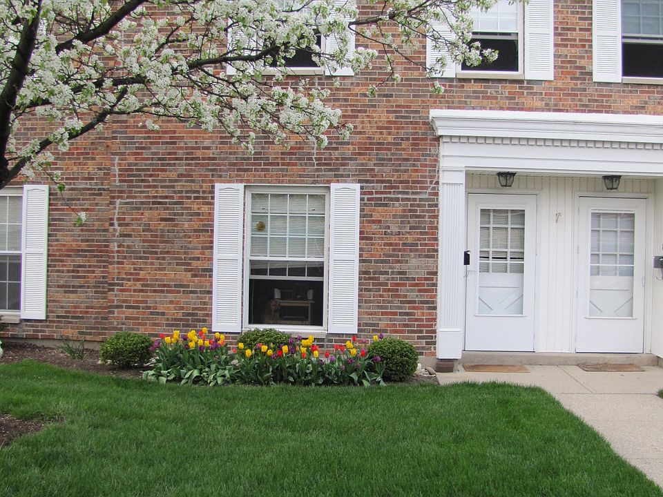 1st image of 809 Clareridge Ln
