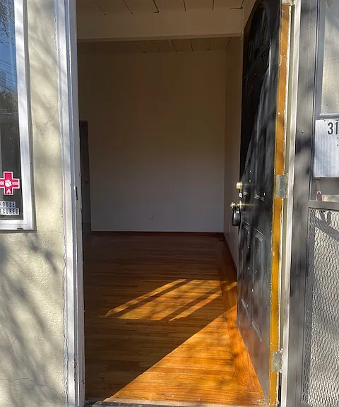 3121 Alma St — Photo 4