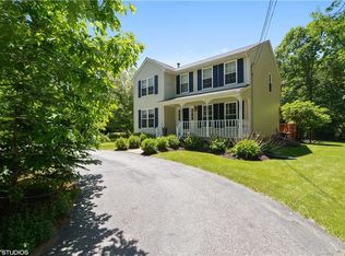 148 Auburn Dr, Charlestown, RI 02813