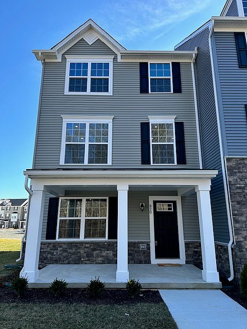 1st image of 820 New Castle Landing Dr #1