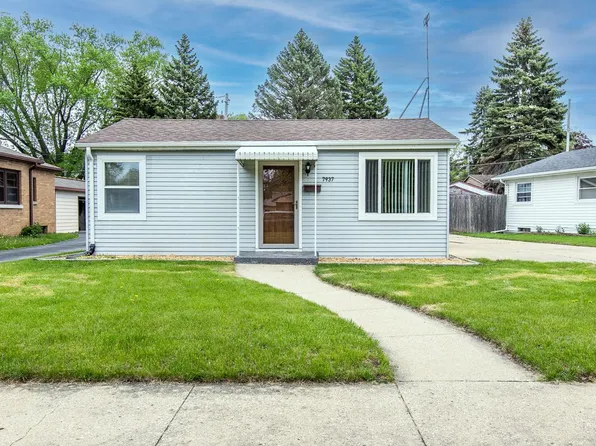7937 Pershing BOULEVARD, Kenosha, WI 53142