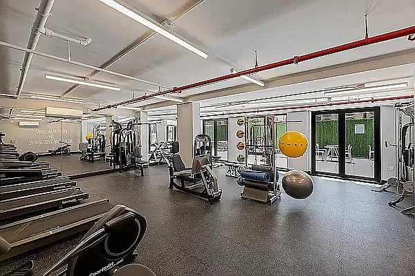 Rented by REAL New York | media 30