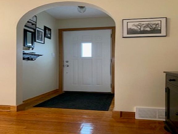 4th image of 1401 West #A