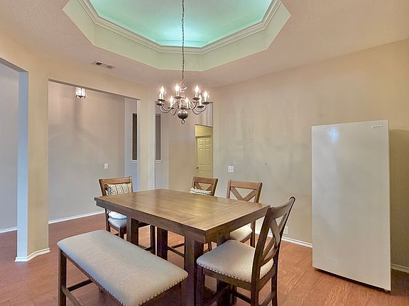 3rd image of 5511 Baldwin Elm St