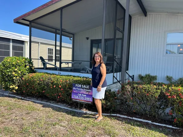 86 Larkspur Ave, Palmetto, FL 34221