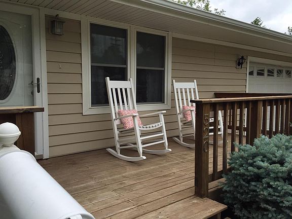Front Deck/Porch