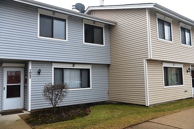 1st image of 1027 Bayside Dr #1027