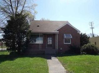 7214 E Ten Mile Rd, Center Line, MI 48015