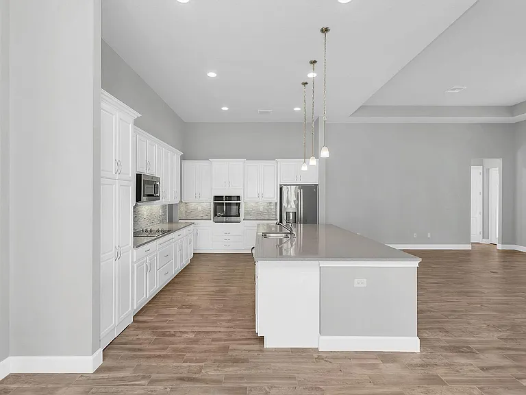 665 Mosaic Blvd — Photo 7