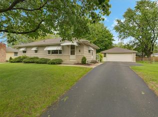 9517 2nd Ave S, Bloomington, MN 55420