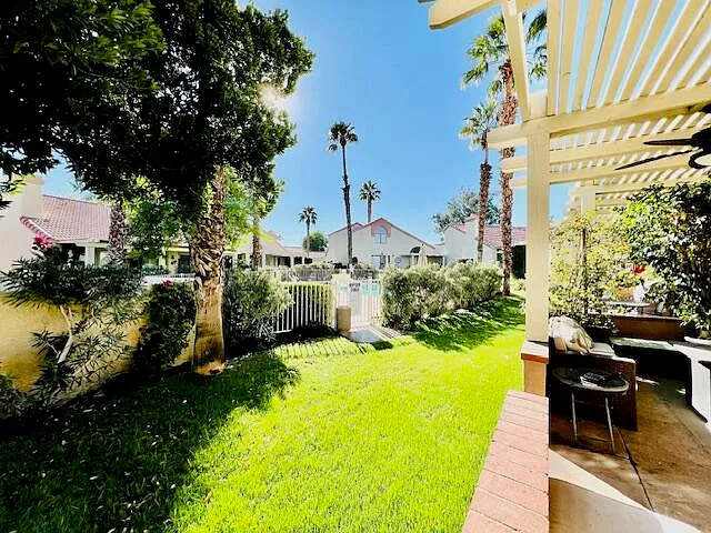 42320 Sari Ct — Photo 14