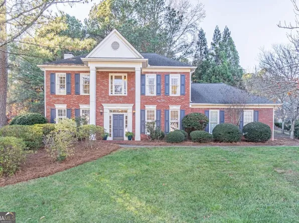 2555 Woodbrook Ct, Lawrenceville, GA 30043