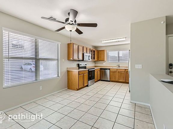 5th image of 2947 E Cherry Hills Dr