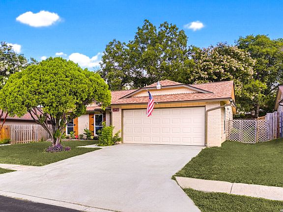 4th image of 13930 Mission Valley