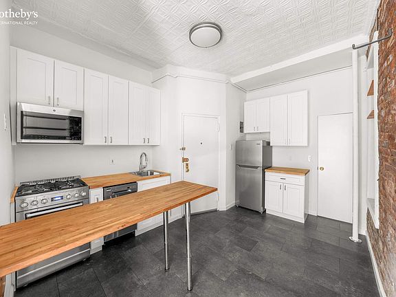 5th image of 316 Mott St APT 2A