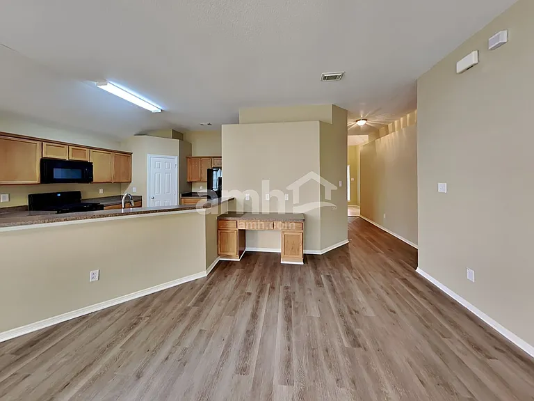 719 Chase View Dr — Photo 6