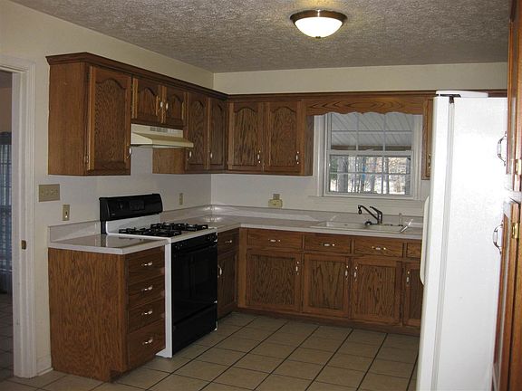 5th image of 152 Timber Lake Dr