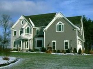 7 Connelly Hill Rd, Hopkinton, MA 01748