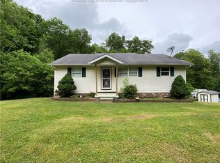 3326 Booten Creek Rd, Barboursville, WV 25504