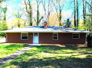 1301 Fenimore St, Winston Salem, NC 27103