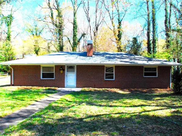 1301 Fenimore St, Winston Salem, NC 27103