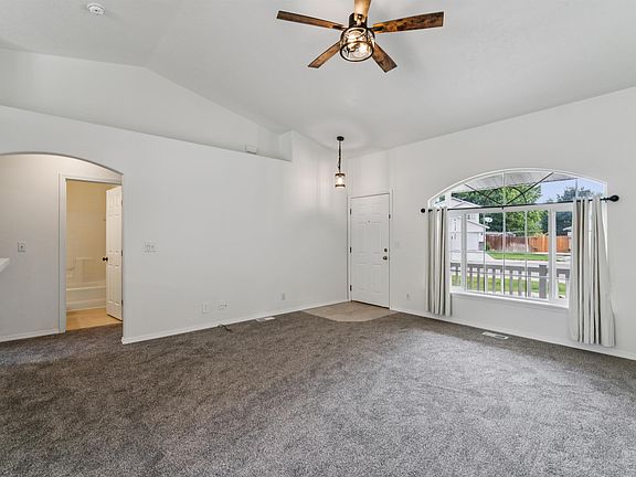 5th image of 1007 W Honker Dr