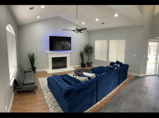 8627 N Talladega Way, Fresno, CA 93720