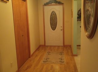 713 N Hickory St, Manteno, IL