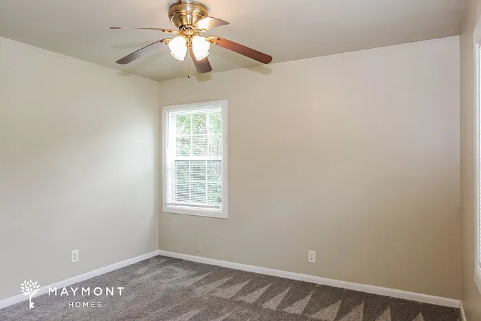 1803 Canterbury Cir NW — Photo 11
