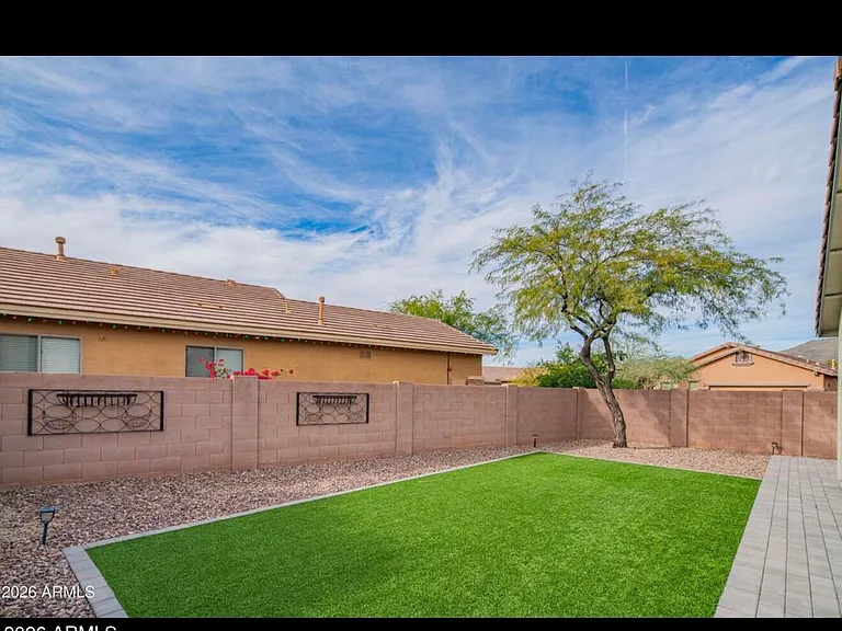 40130 N Thunder Hills Ct — Photo 2