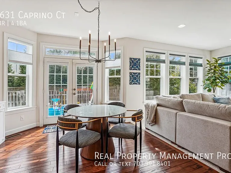 4631 Caprino Ct — Photo 11