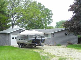 534 Baintree Rd, Davis, IL 61019