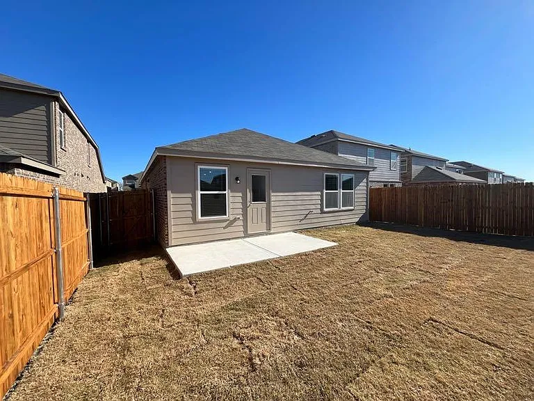 850 Lake Fletcher Rd — Photo 4